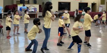 [Photo] “신나는 놀이로 한국을 배워요”