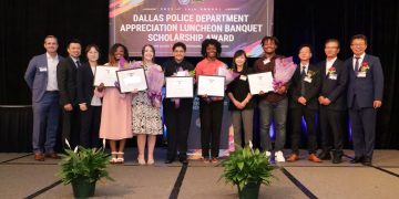 [달라스 한인상공회] 14년을 이어 온 달라스 경찰국 자녀 장학금 수여
