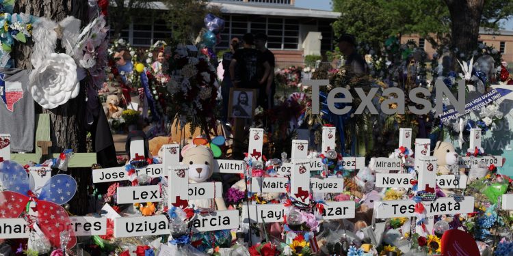 텍사스 공화당 “교사들 무장시키자” 주장에 교사들 대다수 ‘반대’