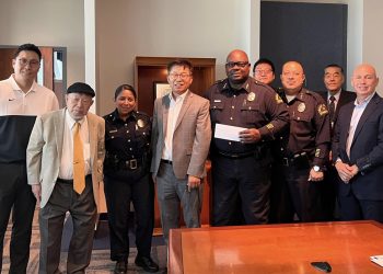 달라스 한인상공회, 범죄제보 프로그램 크라임 스타퍼스에 5천 달러 기부