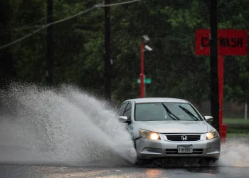 달라스 포트워스 물폭탄 … “하루만에 최대 15인치”