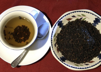 하루 차 두잔이 사망률 낮춘다… 내과 학술지에 발표