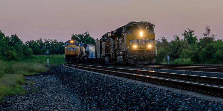 미 철도노조 30년만의 파업 하루 앞두고 극적 합의