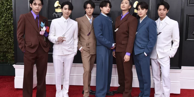 한국문화열풍에 한국어 수업 수강생 급증