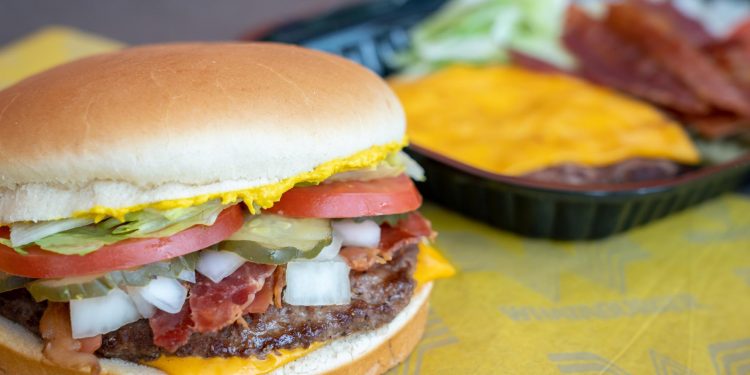 텍사스 대표 브랜드 ‘왓어버거(Whataburger)’ 애틀란타 1호점 영업시작