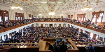 텍사스 주의회 2023 회기 시작 … “백인남성 비율 여전히 높아”