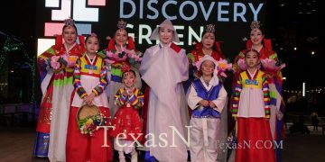 휴스턴 심장부에서 만난 ‘한류의 힘’ … “축제에서 한국 전통무용과 K-팝은 필수”