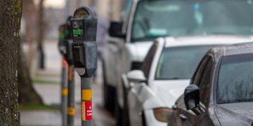 달라스 시의회, 다운타운 주차비용 인상 고려