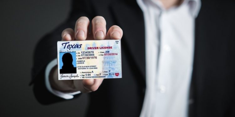 아시안 사진 도용 운전면허증 온라인 발급에 사용 … 텍사스 3,000여명 피해 추산