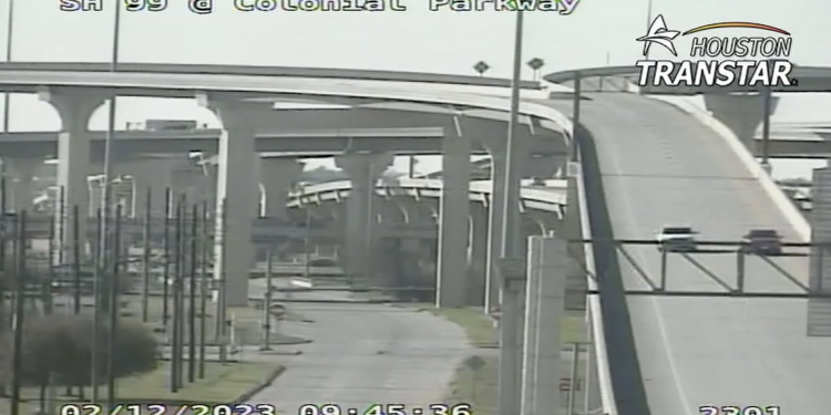 케이티 H마트 인근 화학물질 유출 … 당국 빠른 대응, 유해가스 누수없어