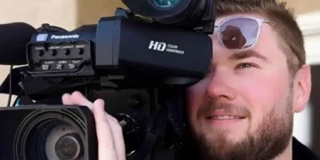 총격사건 취재 중 용의자 총에 맞아 사망한 기자