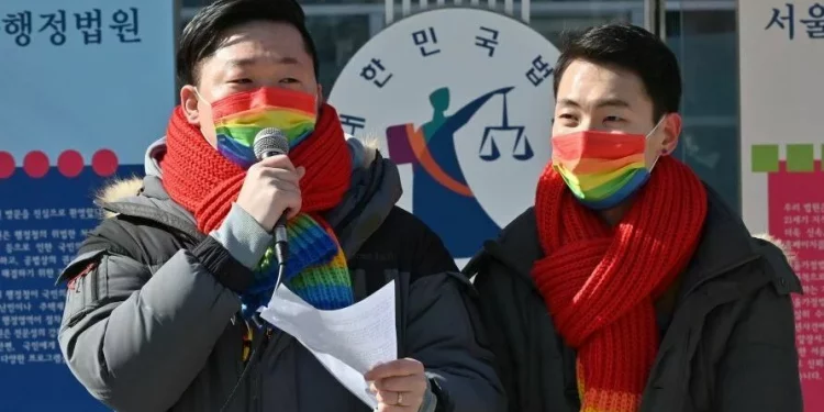 [외신보도 한국뉴스] 한국 항소법원, 동성커플에 건강보험 피부양 자격 인정