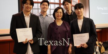 오스틴 은혜 부동산, UT 한인학생들에게 장학금 수여