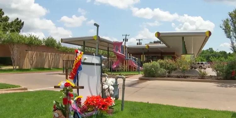 텍사스 12세 소년, 소닉에서 점원에게 총격 …”반자동 소총으로 최소 6발”