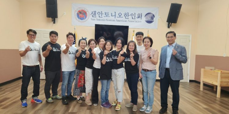 샌안토니오 한인회, 한인사회 하나로 묶기 … ‘제1회 득템마켓 성공’