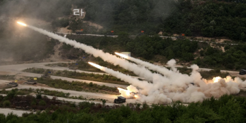 [외신보도 한국뉴스] 한미연합군, 북한 접경지역에서 대규모 실사격 훈련 시작