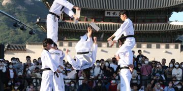 국기원 태권도 시범단 휴스턴 공연