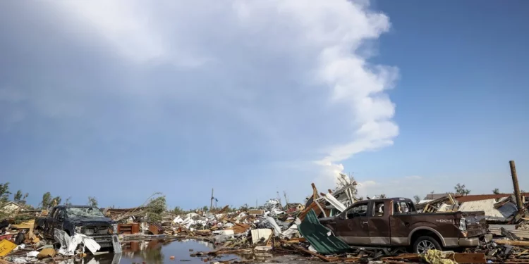 펄펄 끓는 미 남부, 대기불안정에 토네이도 위험까지