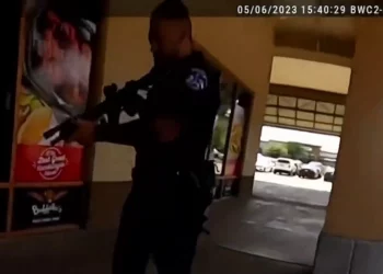 알렌 쇼핑몰 총격범 부검결과 … “총알이 뇌에 명중”