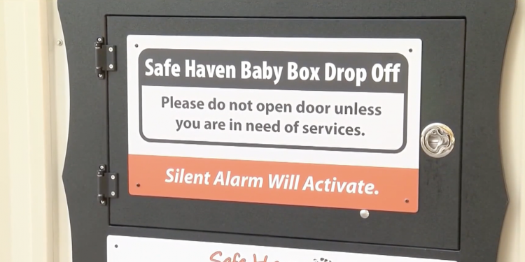 텍사스, 버려지는 신생아 증가 … 낙태금지에 이어 베이비박스 합법화 영향