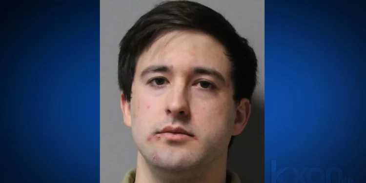 버키스(Buc-ee’s) 공동창업자 아들, 불법영상 혐의 체포