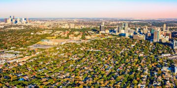 2021- 2022년 타주에서 텍사스로 이주한 인구는 670만 명