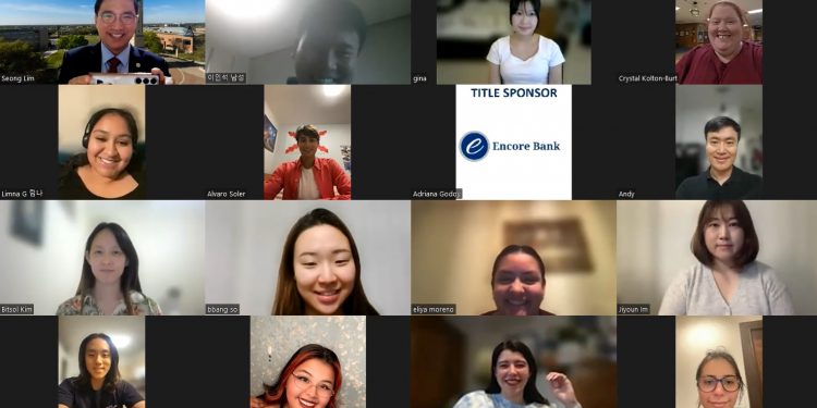 한국문화 전도사 ‘샌안토니오 세종학당’, 이번엔 전통보자기 소개