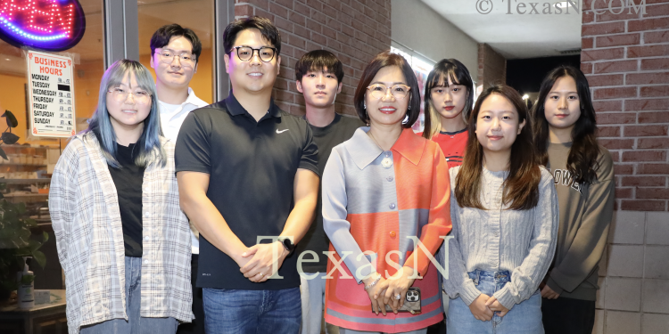 은혜부동산 그레이스 리 대표, UT 한인학생회 지원 … “올해로 3년째”