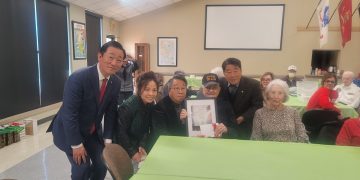 민주평통 달라스협의회 및 한인단체들, 한국전쟁 참전용사에 감사장 전달