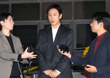 [속보] 배우 이선균 차안에서 숨진 채 발견