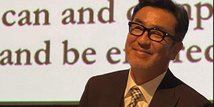 [안기자TV 인터뷰] 배우 류승룡 “휴스턴은 덥네요, 코트를 3개나 가져왔는데”