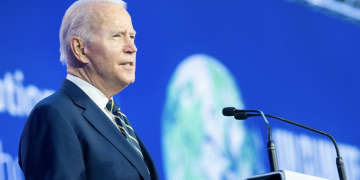 백악관, 동맹국 전쟁지원 승인 위해 공화당 국경정책 수용