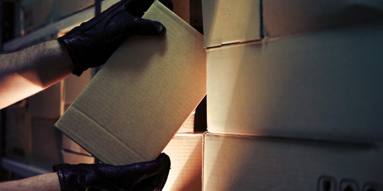 [단독] 연말연시 우편물 절도 주의 … “우체국 마스터키로 공동우체통 싹쓸이”