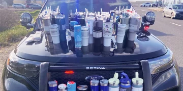 ‘스탠리(Stanley)가 뭐길래’ … 스탠리 텀블러 65개 훔친 여성 체포