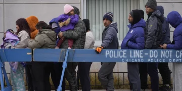 북텍사스 버스회사, 이민자 운송 제한한 시카고 고소