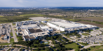 [단독] 테일러 삼성 2공장, 설비 가동 연기로 협력사들 ‘죽을 맛’