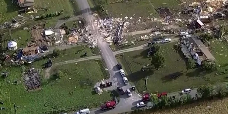 메모리얼 데이 연휴, 북텍사스에서 발생한 강력한 폭풍으로 최소 7명 사망