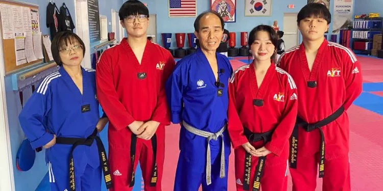 휴스턴 태권도 사범 가족, 성폭행 위기처한 여성 구해