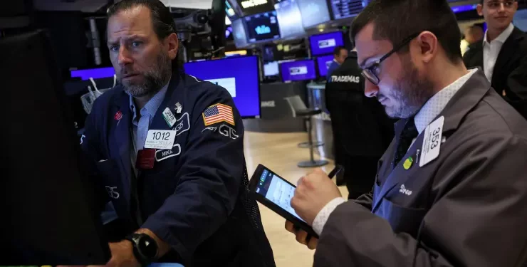 나스닥 지수, S&P 500 지수 큰폭 하락 … “기술주 실적 부진, 매도새 이어져”