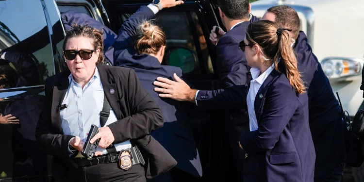 도널드 트럼프 피격후 여성요원들 향한 도넘은 비난