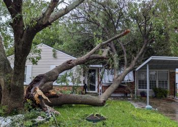 휴스턴 한인회와 우리훈또스, 냉방휴식처 제공 … “오는 12일까지”