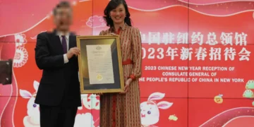 뉴욕주지사 전 비서, 중국 정부 요원 활동 혐의로 기소