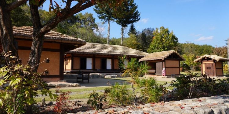 세계한인언론인들, 평창 효석 문학관에서 한국 문학의 향기에 취하다