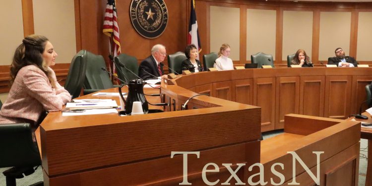 텍사스 법안 제정시 시민 참여 방법은?